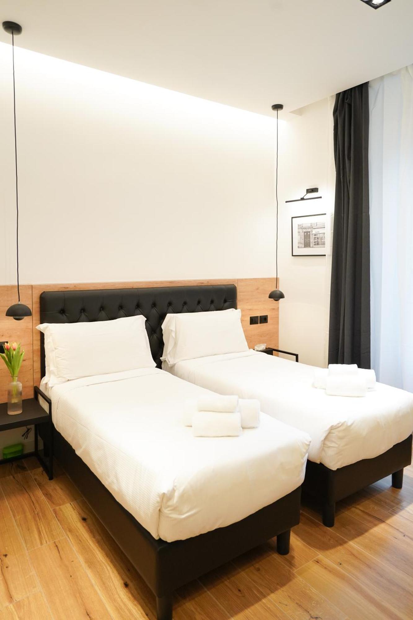 No Man'S Land Guesthouse Rome Bagian luar foto