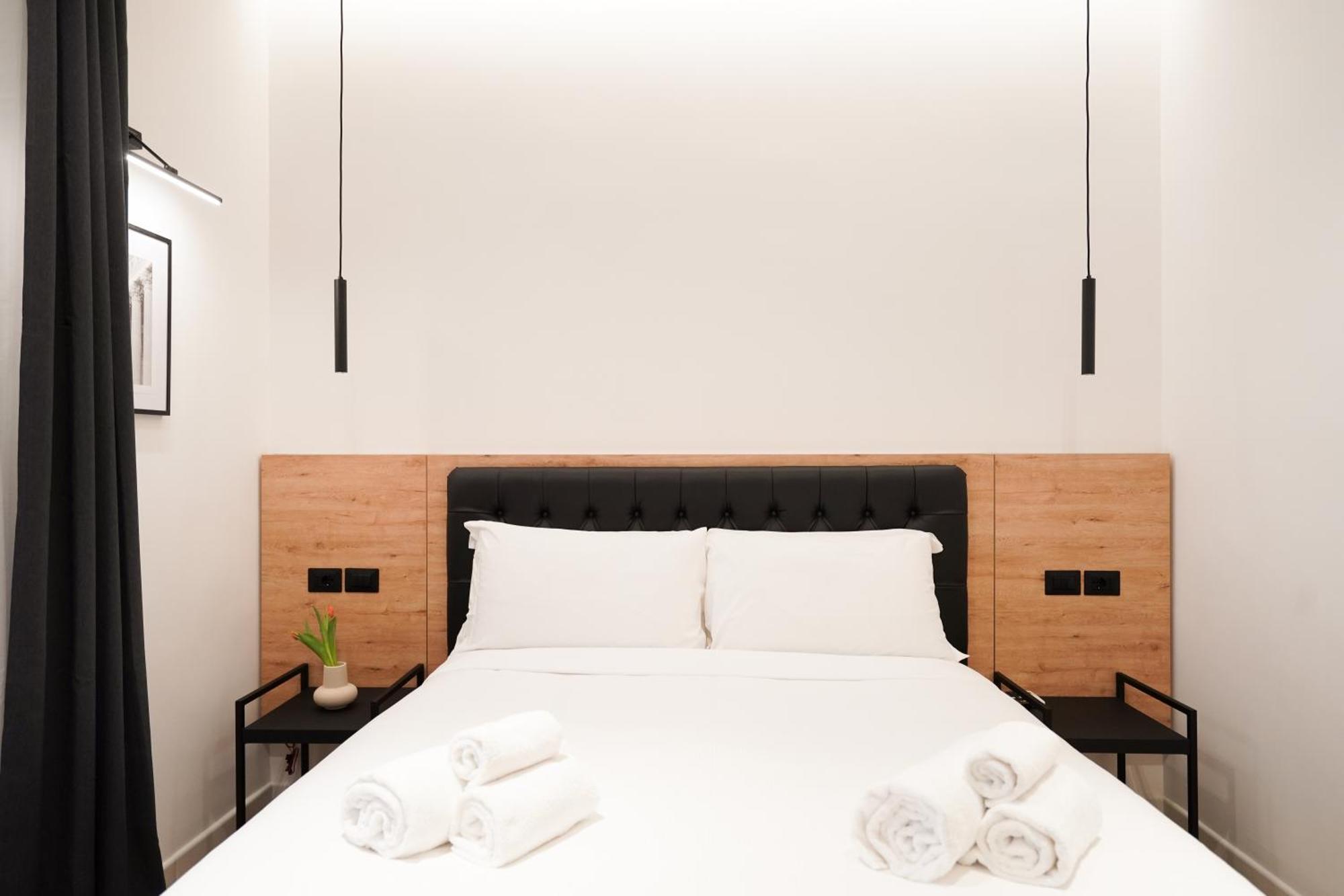 No Man'S Land Guesthouse Rome Bagian luar foto